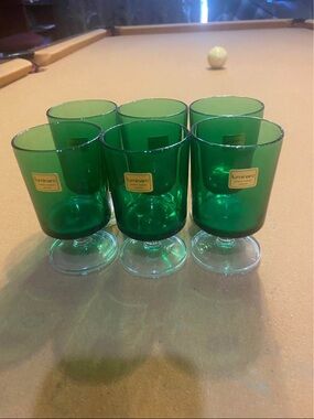 French Luminarc  Cavalier Emerald Green Stemmed Wine Glasses - Set of 6